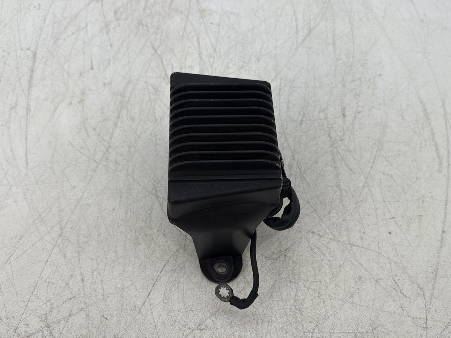 2004 Harley Road King Touring Custom FLHRSI OEM Voltage Regulator Rectifier