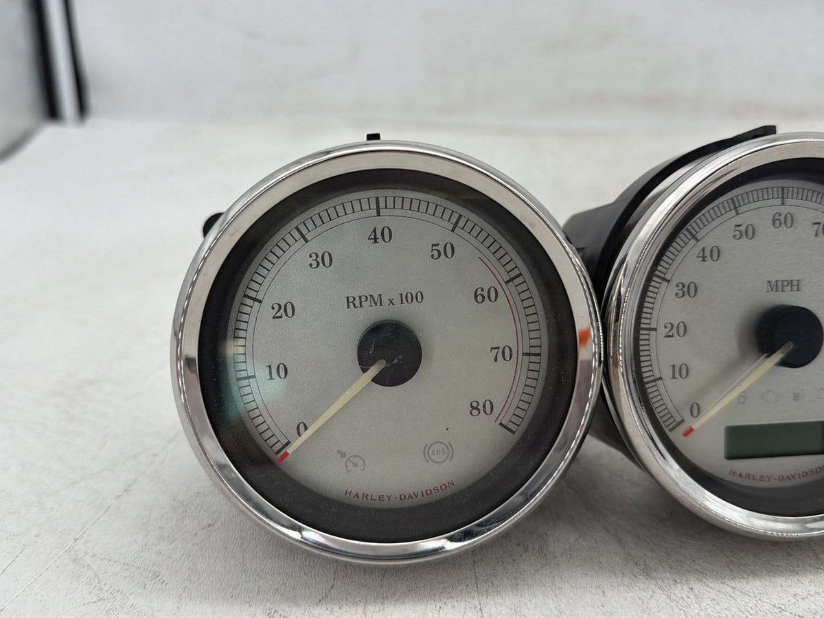 2009 Harley Road Glide Touring FLTR OEM Air Oil Volt Fuel Tacho Speedo Gauges