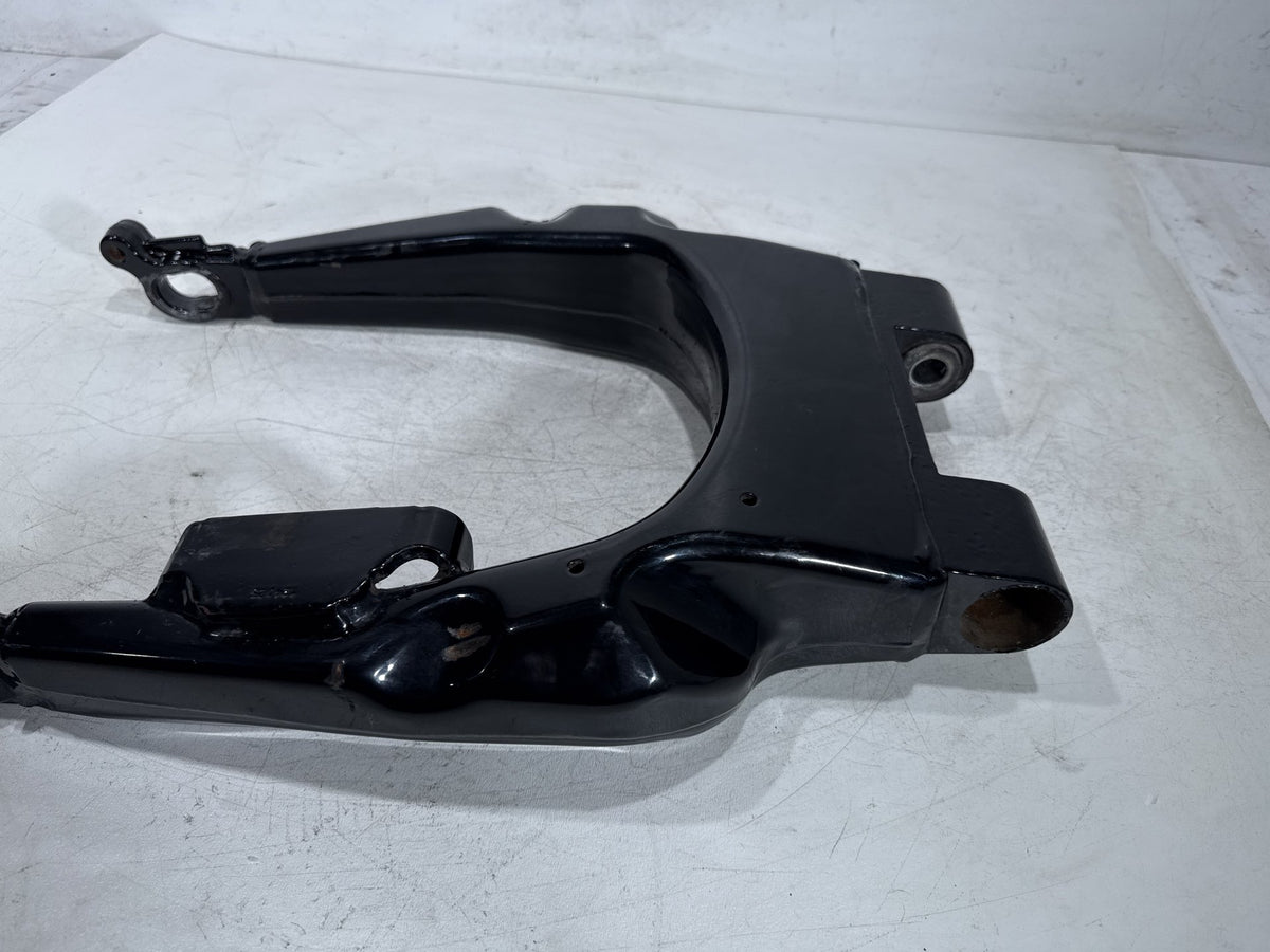 2010 Harley Road King Touring Police OEM Rear Fork Swingarm Swing Arm