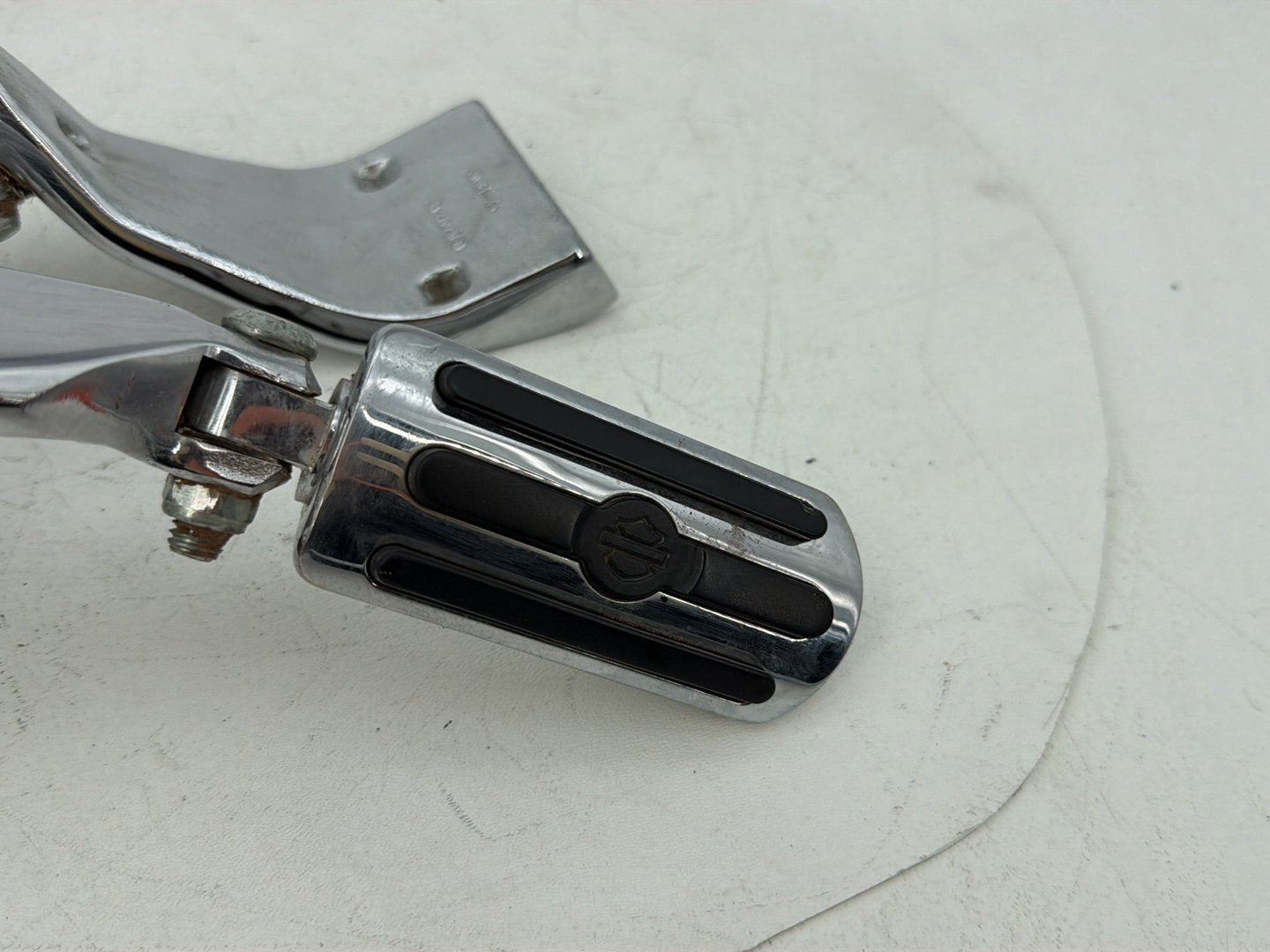 2007 - 2017 Harley-Davidson Dyna Super Glide Custom Left & Right Driver Step Foot Rest Pegs 50639-90A