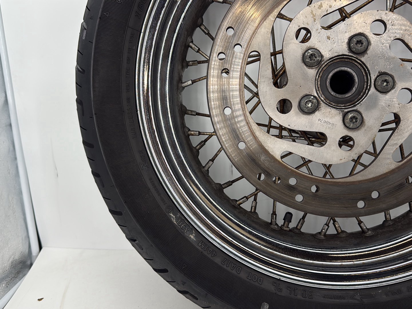 2007 - 2012 Harley-Davidson Dyna Super Glide Rear Wheel Rim Tire Spoked 40979-08
