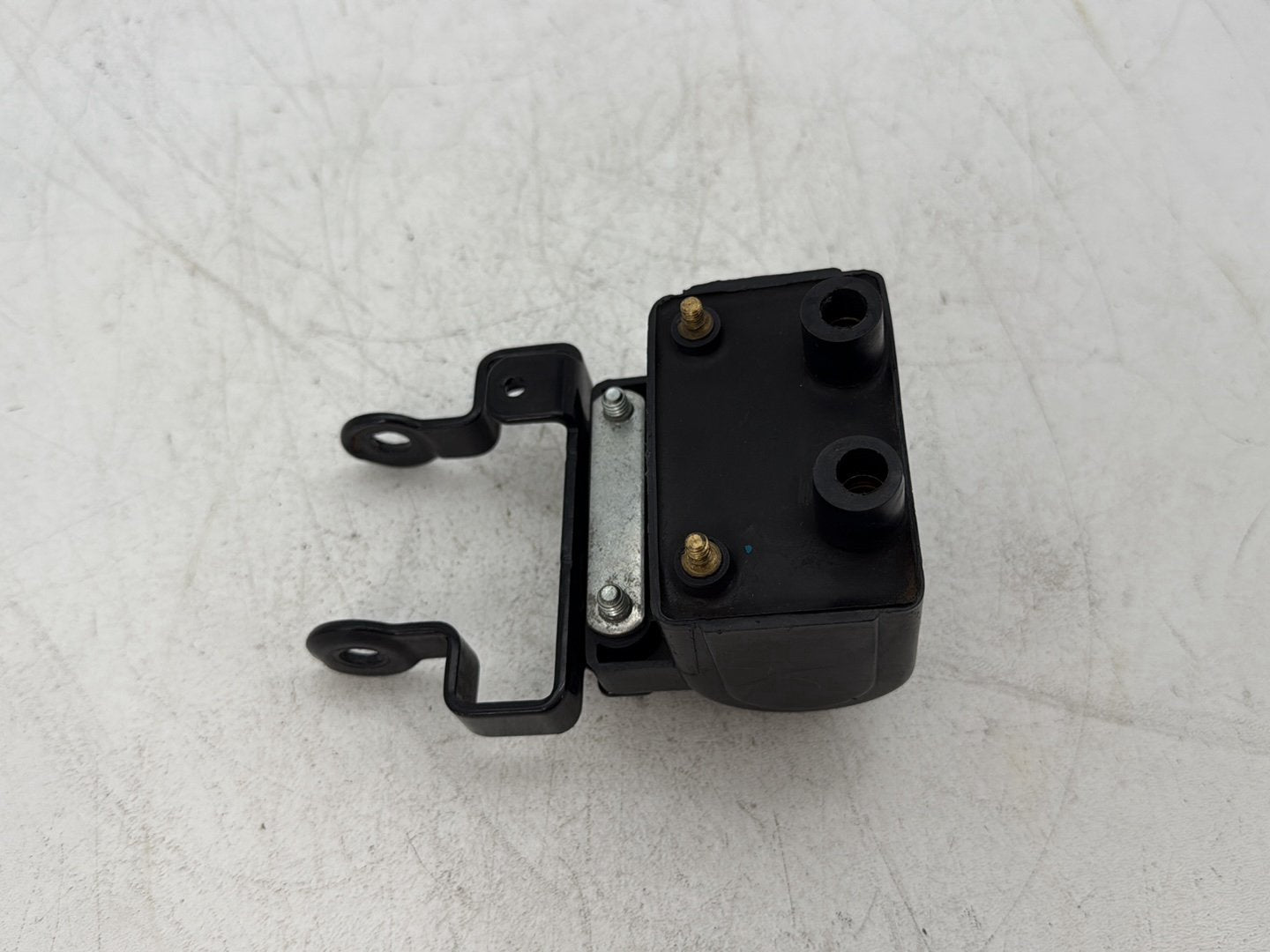 2001 Harley Sportster 883 Hugger XLH883 OEM Ignition Coil Spark Igniter