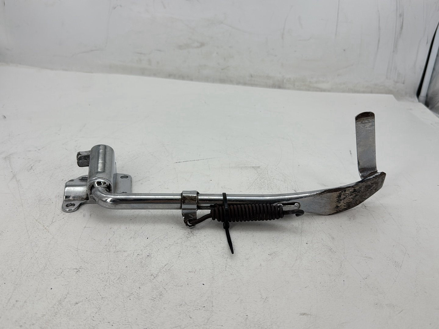 2007 Harley Street Glide Touring FLHX OEM Left Side Jiffy Kick Stand & Spring