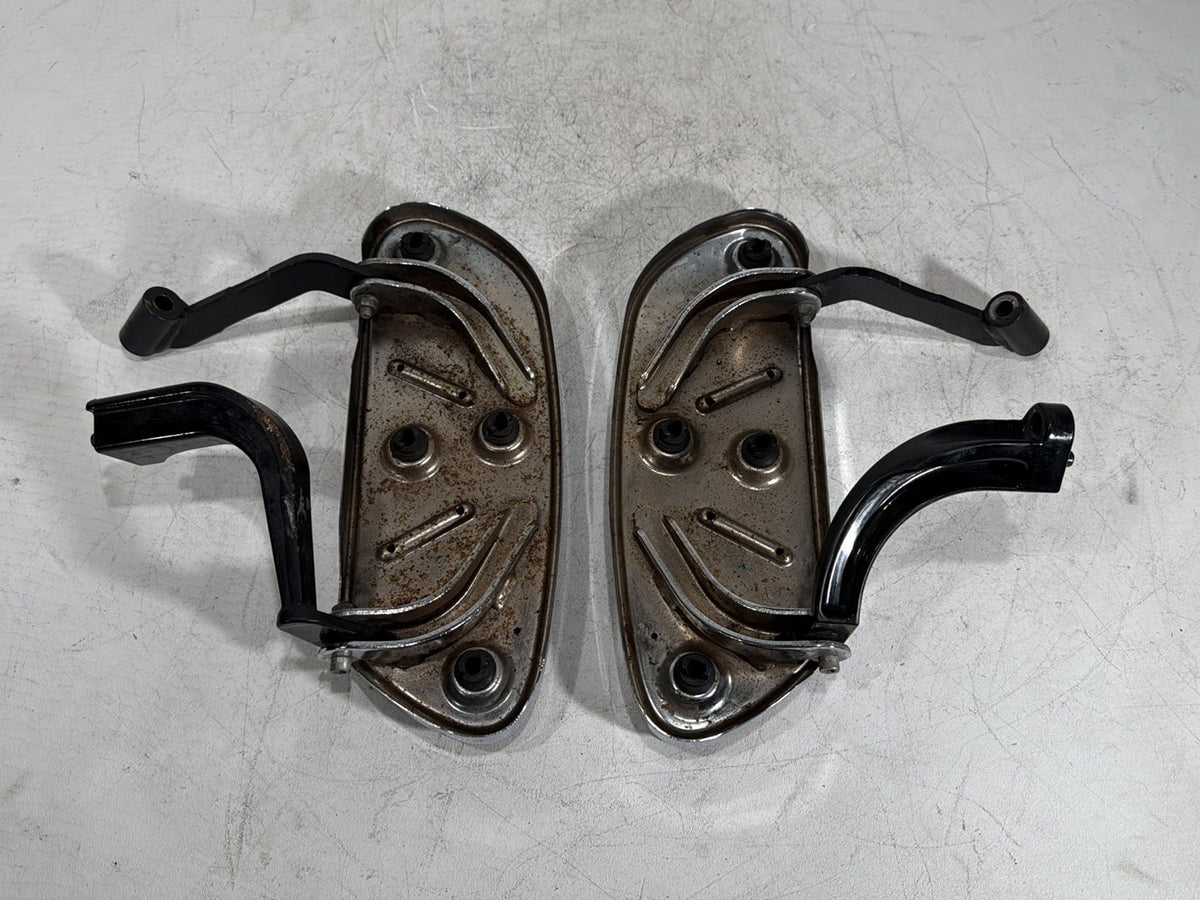 2011 Harley Road Glide Touring FLTRX OEM Left Right Driver Floorboard Foot Rest