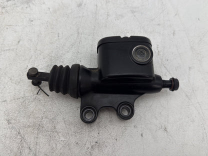 2018 Harley Electra Glide Touring Ultra FLHTCU OEM Rear Brake Master Cylinder Reservoir