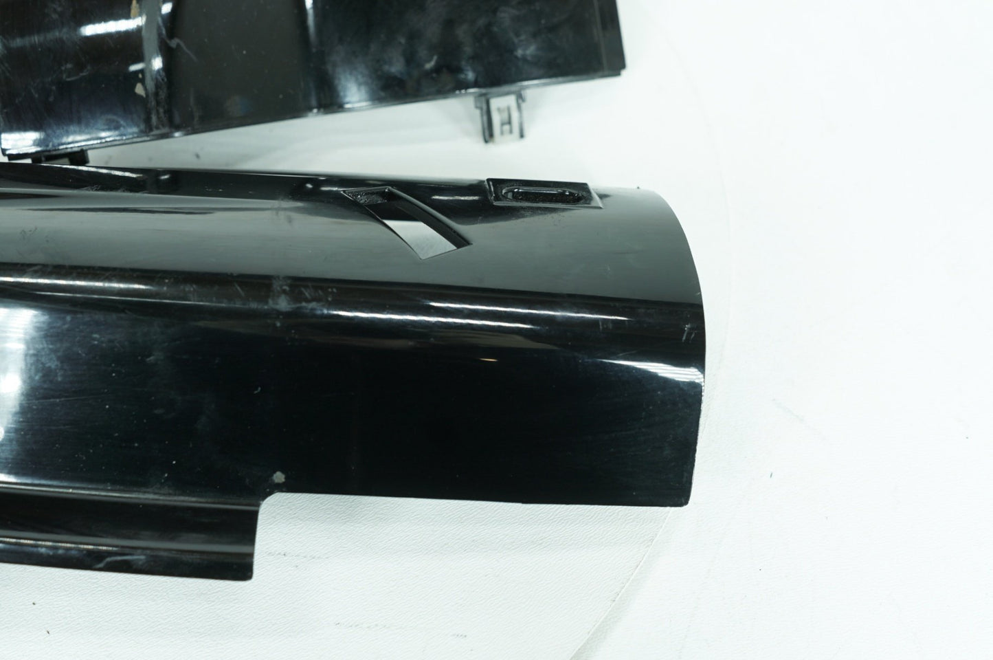 2008 - 2016 Harley-Davidson Touring Road Glide Speedometer Holder Bracket Mount Bezel 70900373