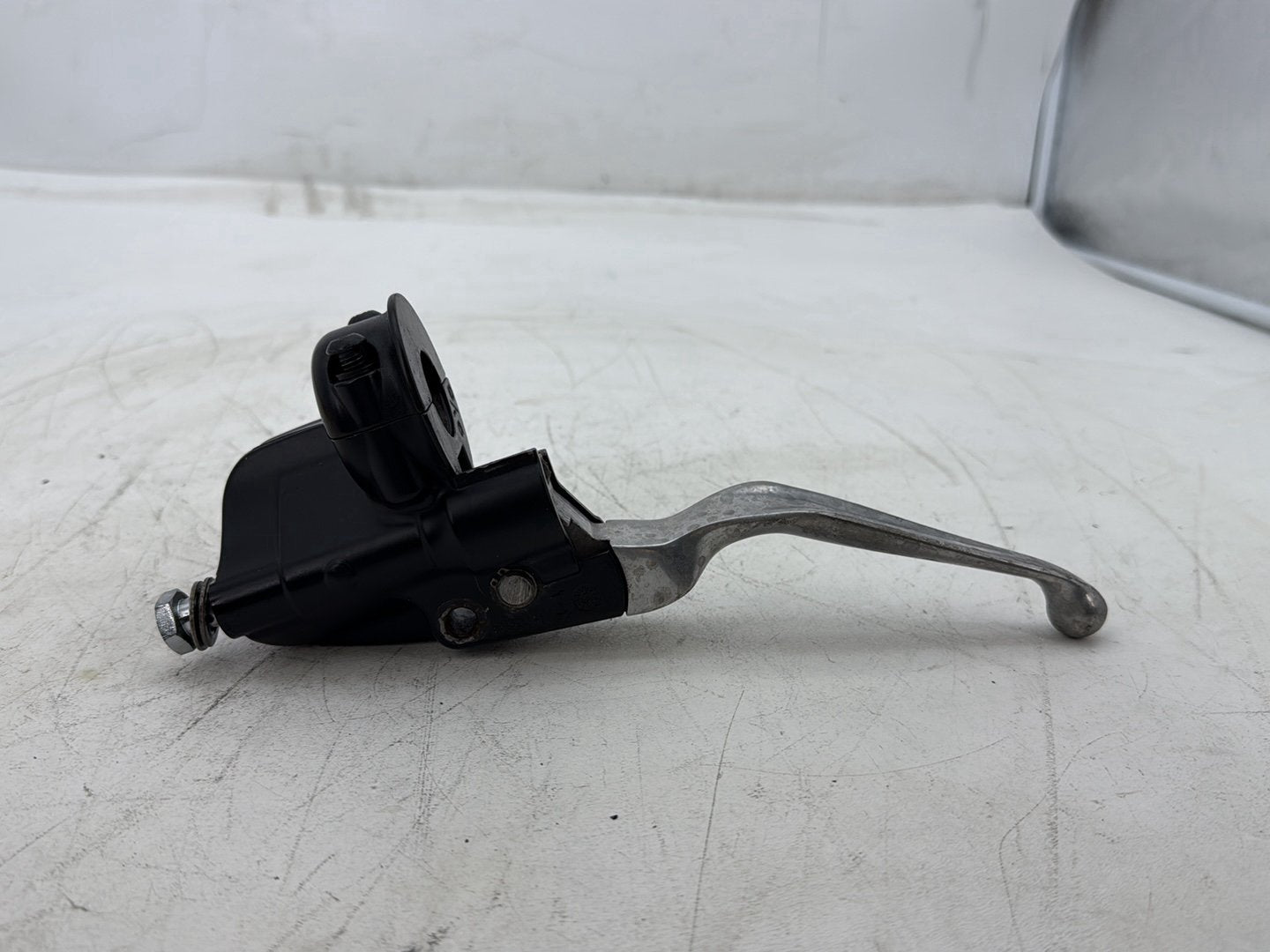 1997 Harley Softail Heritage Classic OEM Front Right Brake Lever Master Cylinder