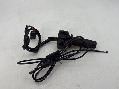 2007 Harley Touring FLHTCU Electra Glide Ultra OEM Right Engine Start Kill Switches Controls