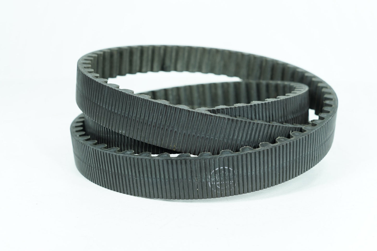 1999 - 2006 Harley-Davidson Softail Deluxe Rear Drive Belt  	40307-00