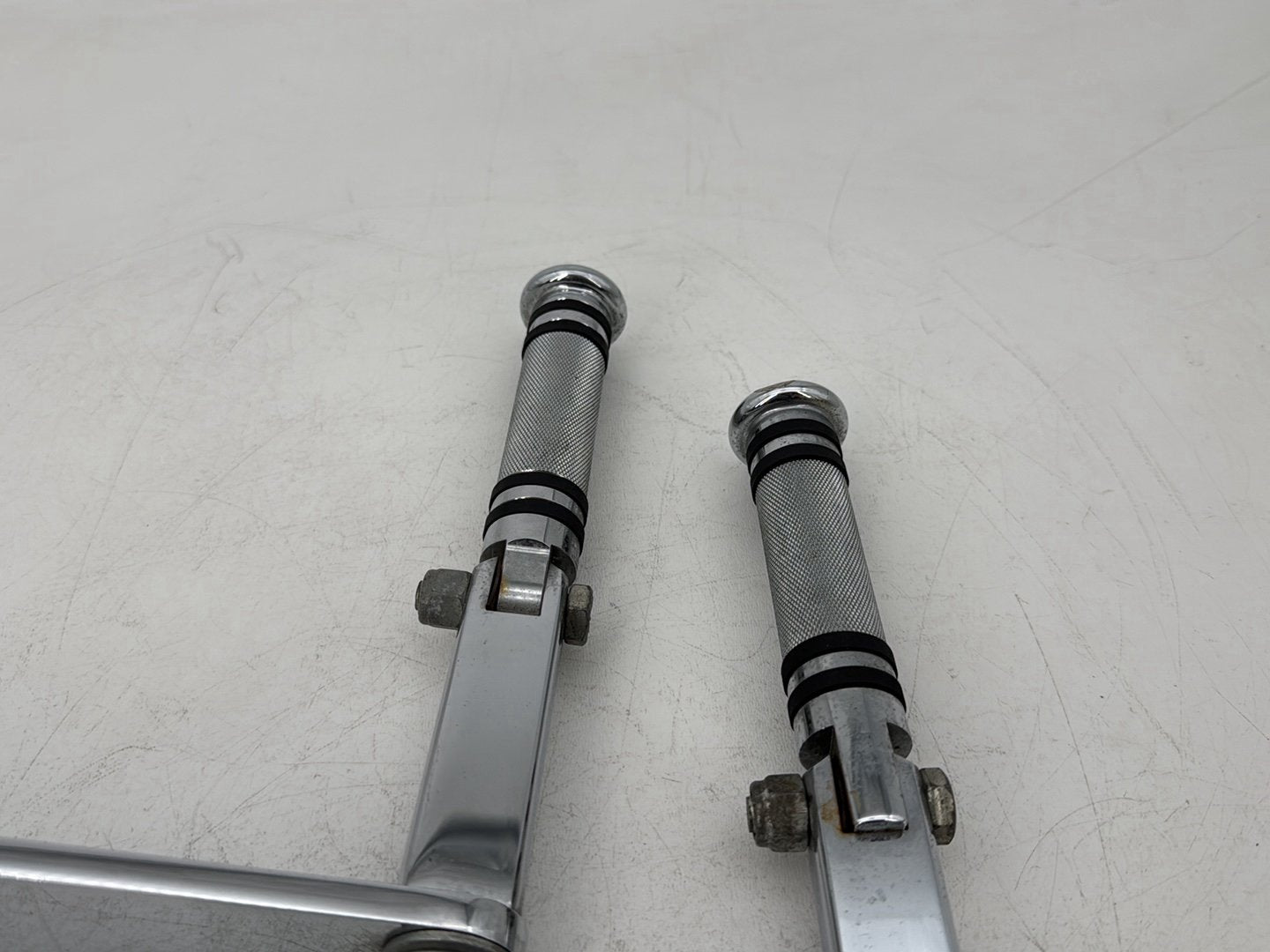 1999 - 2006 Harley-Davidson Dyna Super Glide Left & Right Driver Step Foot Rest Pegs 49354-01