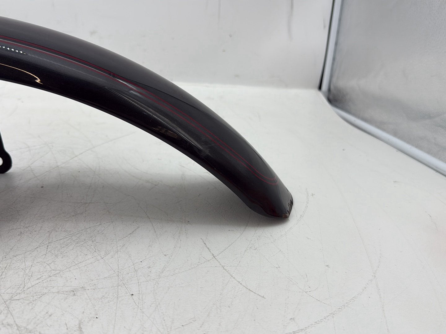 2005 Harley Dyna FXDWG Wide Glide OEM Front Wheel Fender Shell Panel
