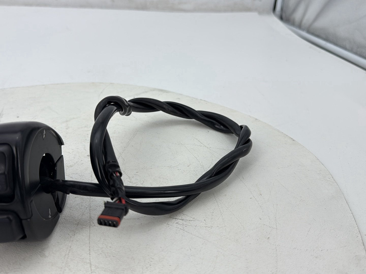 2012 Harley Dyna Fat Bob FXDF 103 OEM Left Turn Signal Headlight Switches Controls
