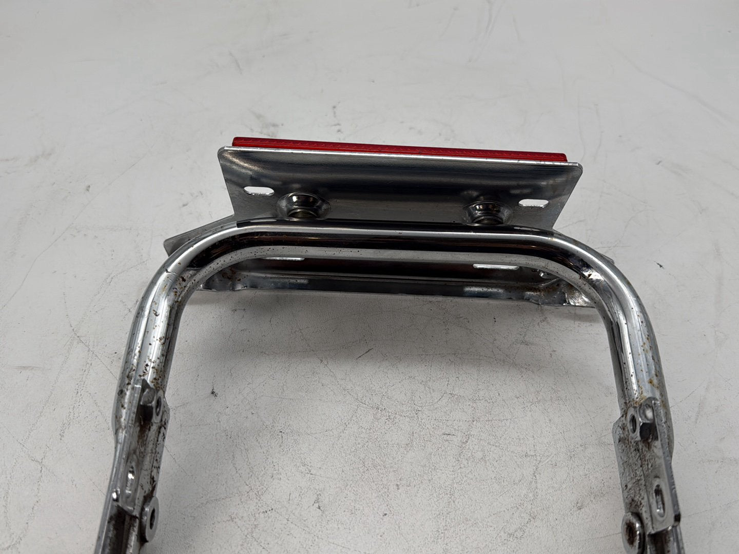 2006 Harley Touring FLHTCI Electra Glide Classic OEM Rear License Plate Support Bar Holder