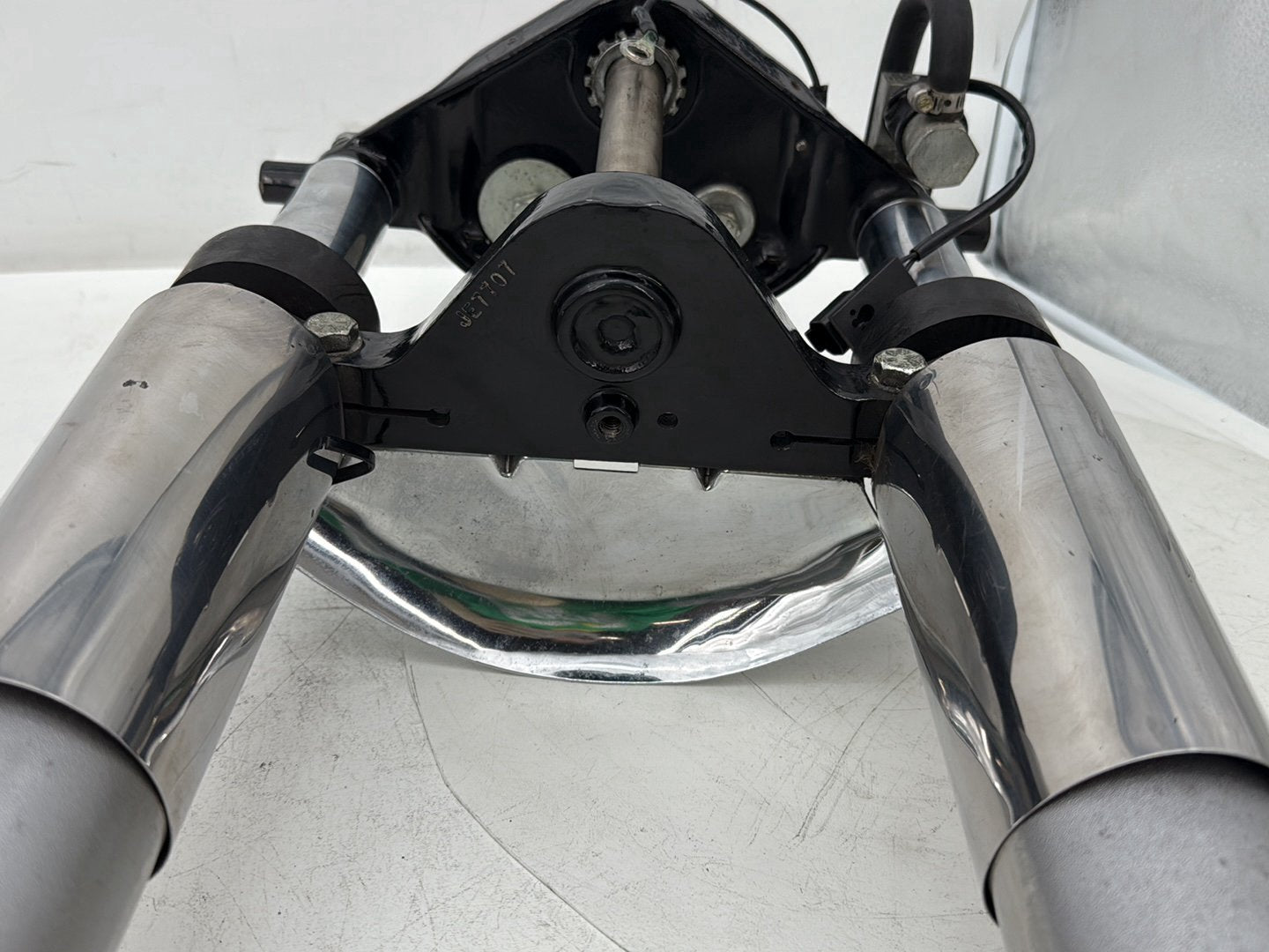 1995 Harley Touring FLHTCI Electra Glide Classic OEM Front Triple Tree Set & LH RH Fork Legs Sliders