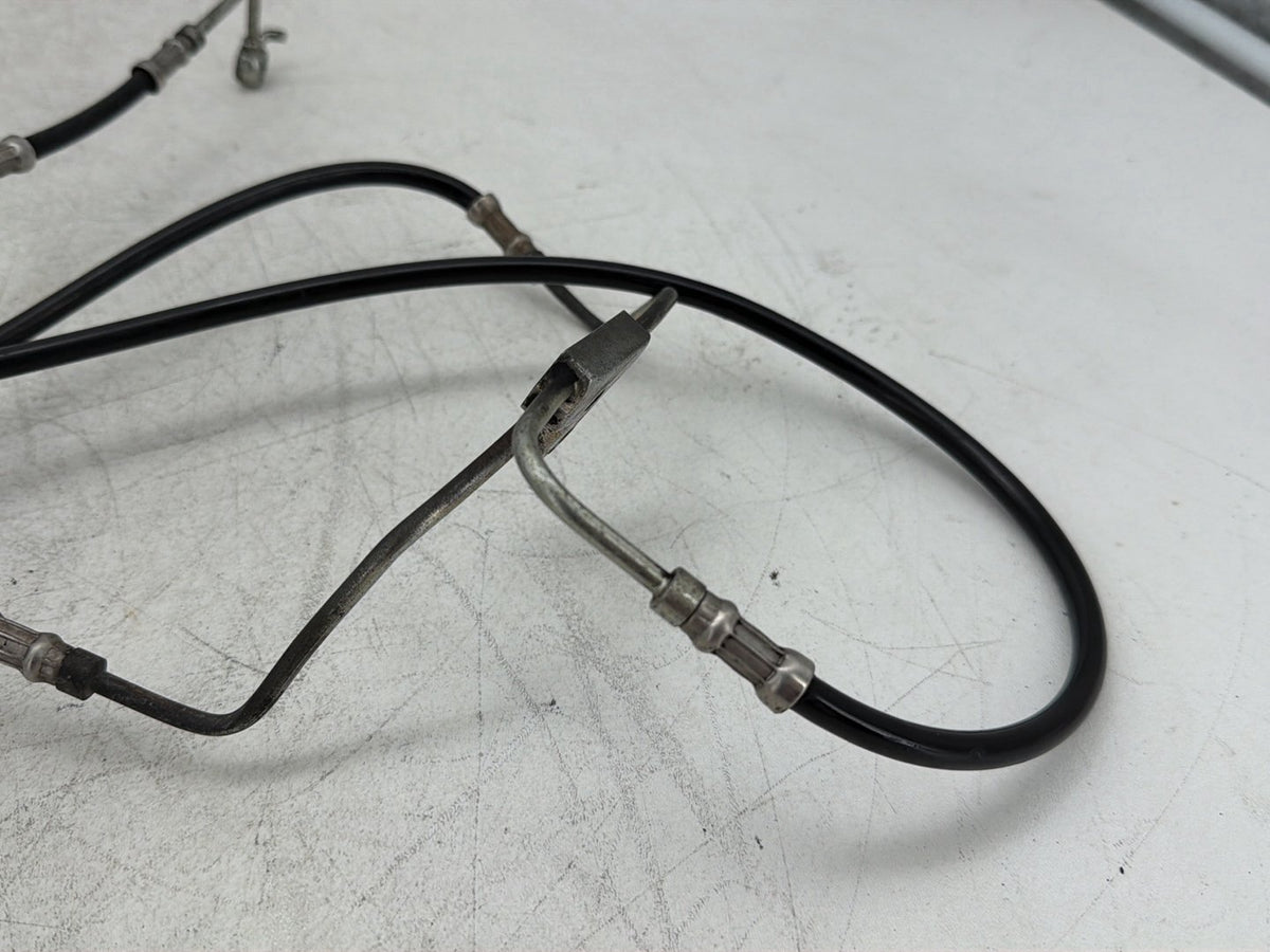 2010 Harley Electra Glide Touring Ultra OEM Front Brake Hose Line Pipe ABS