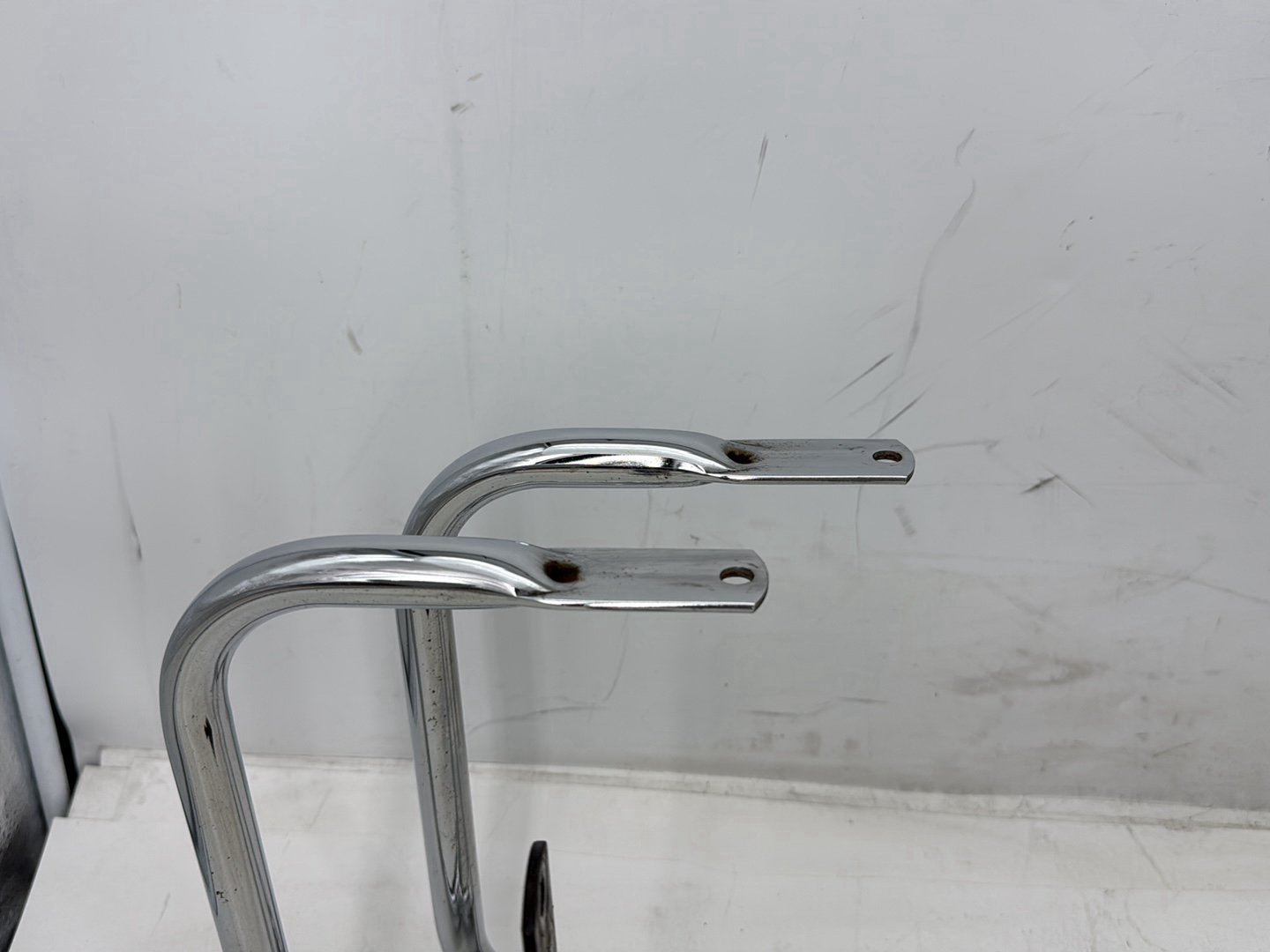 1998 Harley Touring FLHTCUI Electra Glide Ultra OEM Rear Left Right Saddlebag Guard Rails Bar