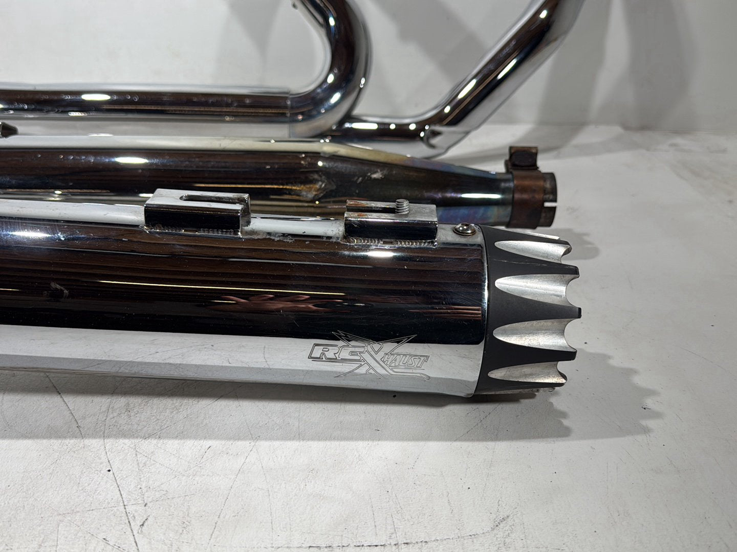 2011 Harley Electra Glide Ultra FLHTK Exhaust Header Pipes Muffler