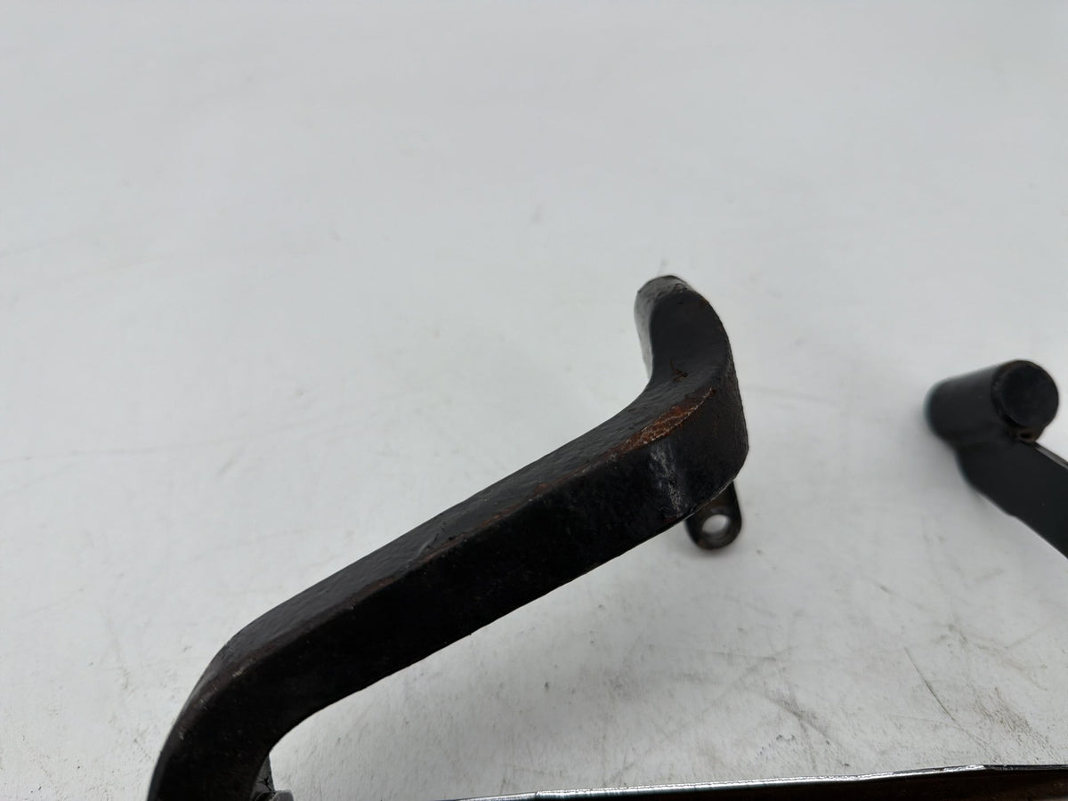 2006 Harley Road King Touring Custom OEM Left Driver 1 Floorboard Foot Rest