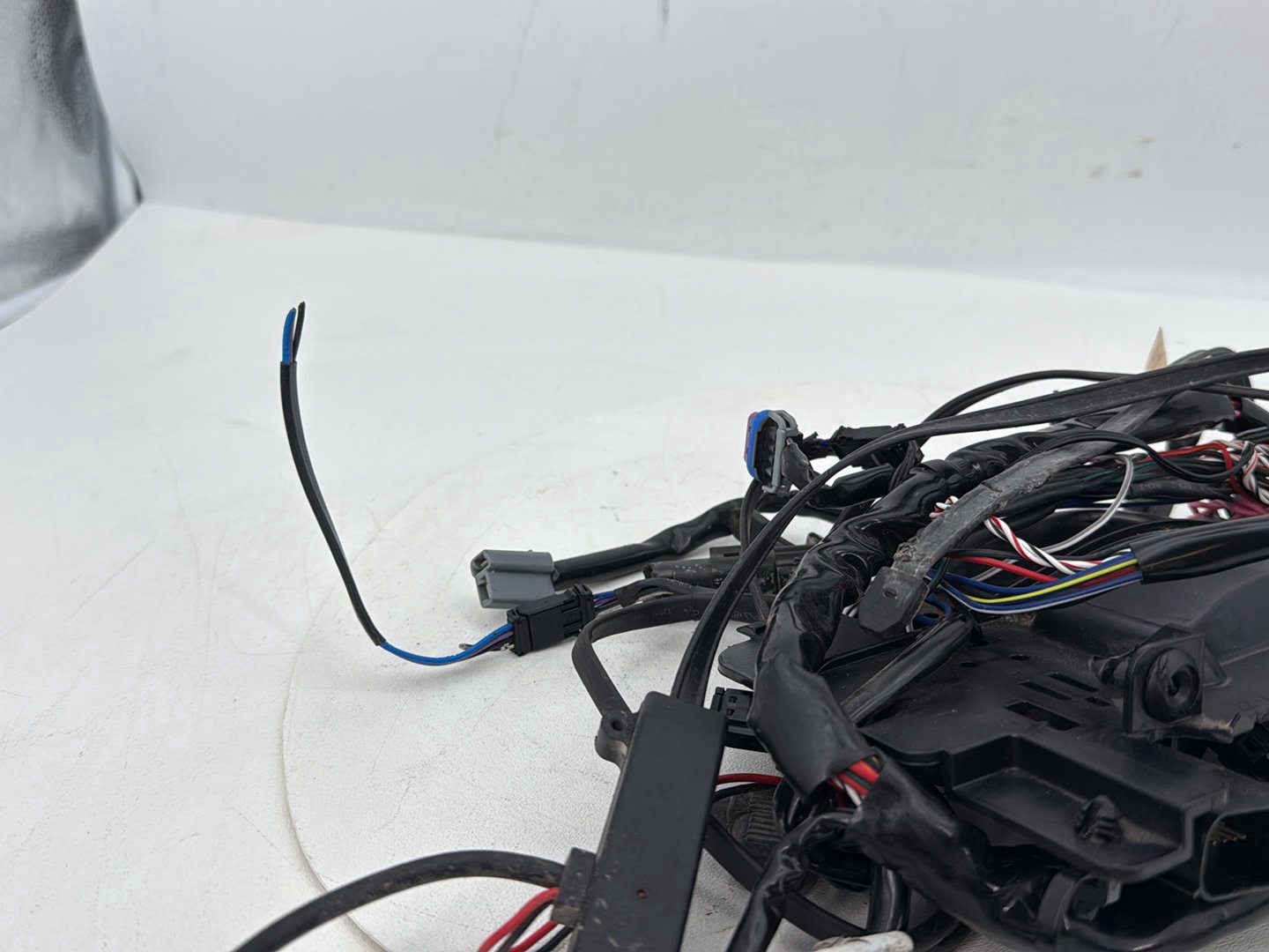 2019 - 2023 Harley-Davidson Touring Street Glide Front Sub Wiring Harness Loom Interconnect 69200121