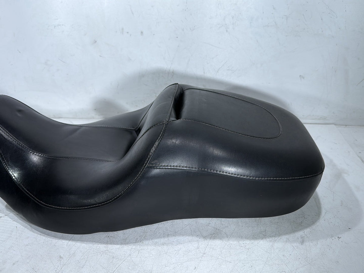 2012 Harley Electra Glide Touring Ultra OEM Passenger Rider Driver Seat Saddle