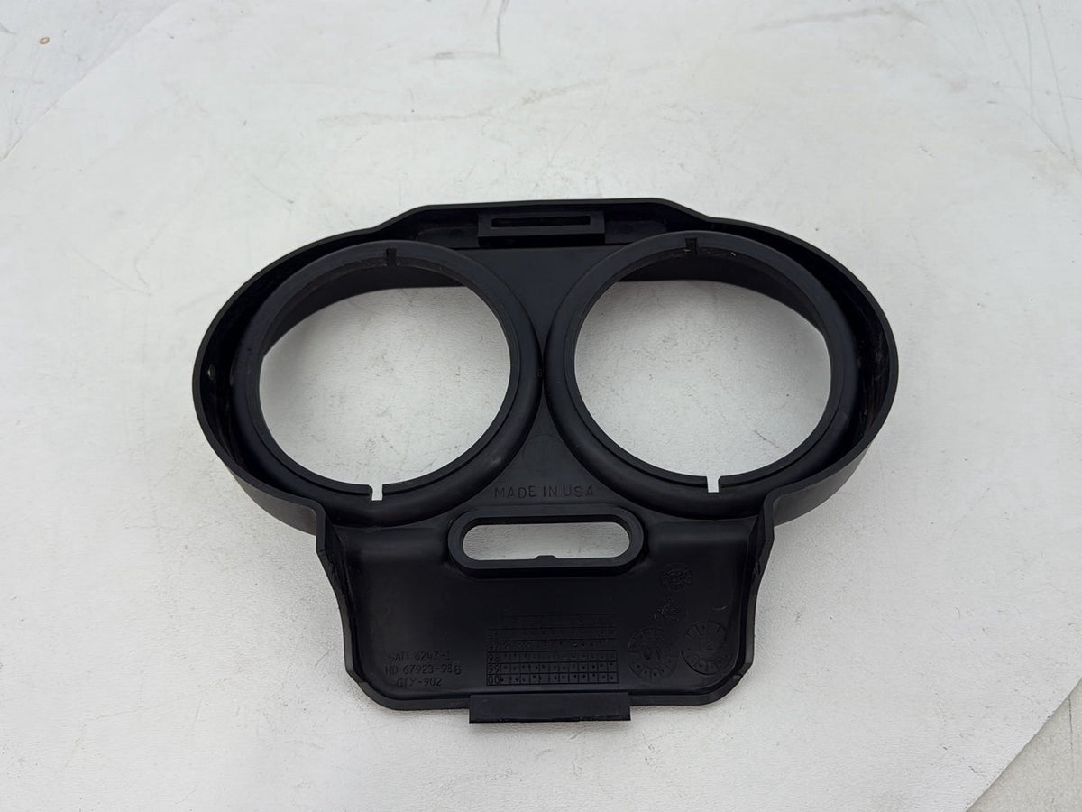 05 Harley Road Glide Touring FLTRI OEM Nacelle Speedo Tacho Bezel Trim 67923-98B