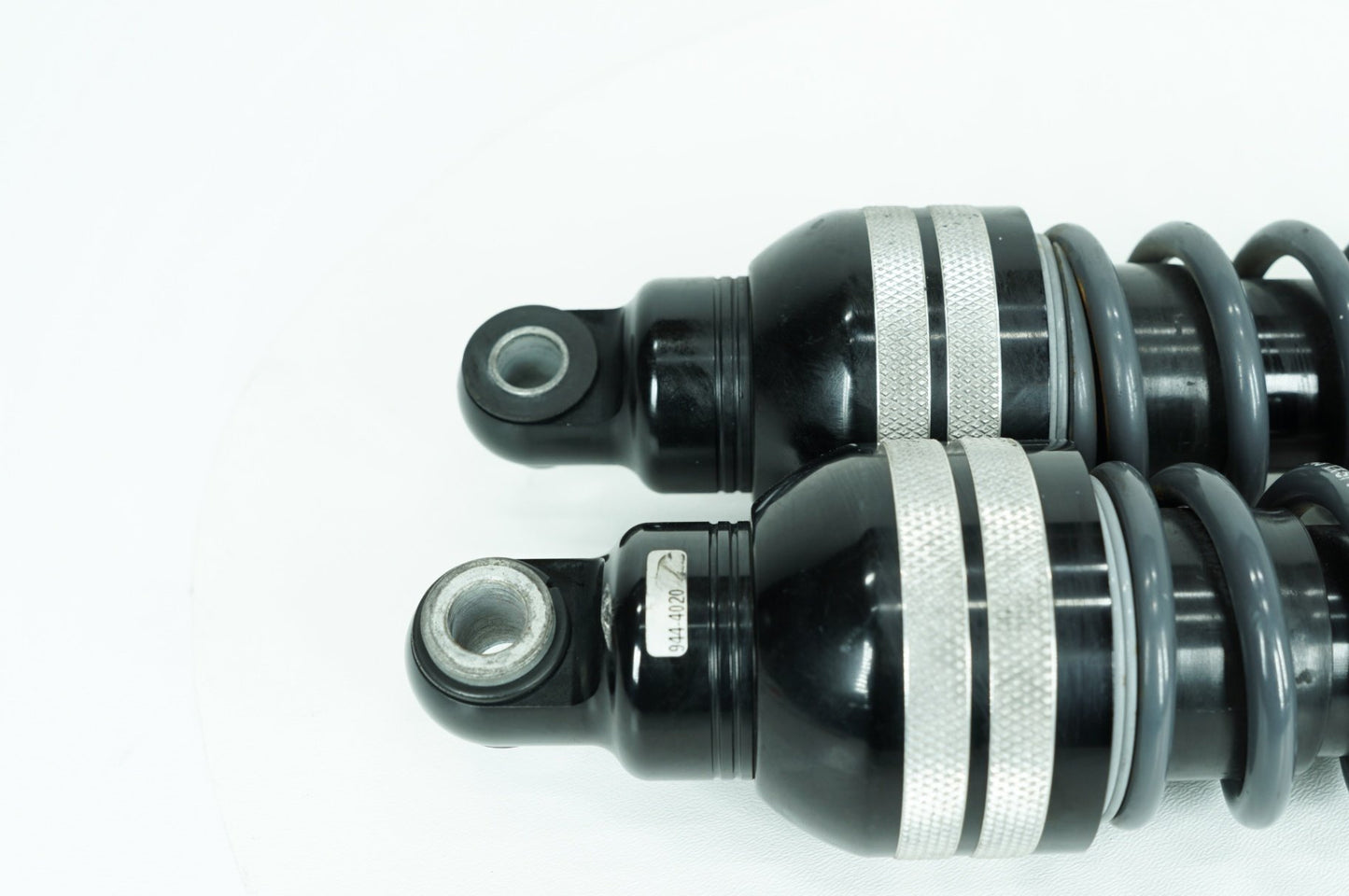 2007 - 2012 Harley-Davidson Touring Street Glide Rear Left Right Shock Absorbers Progressive Suspension