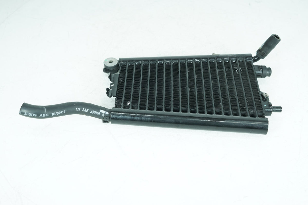 18 Harley Softail FXBB Street Bob OEM Oil Cooling Cooler Core Radiator 62700191