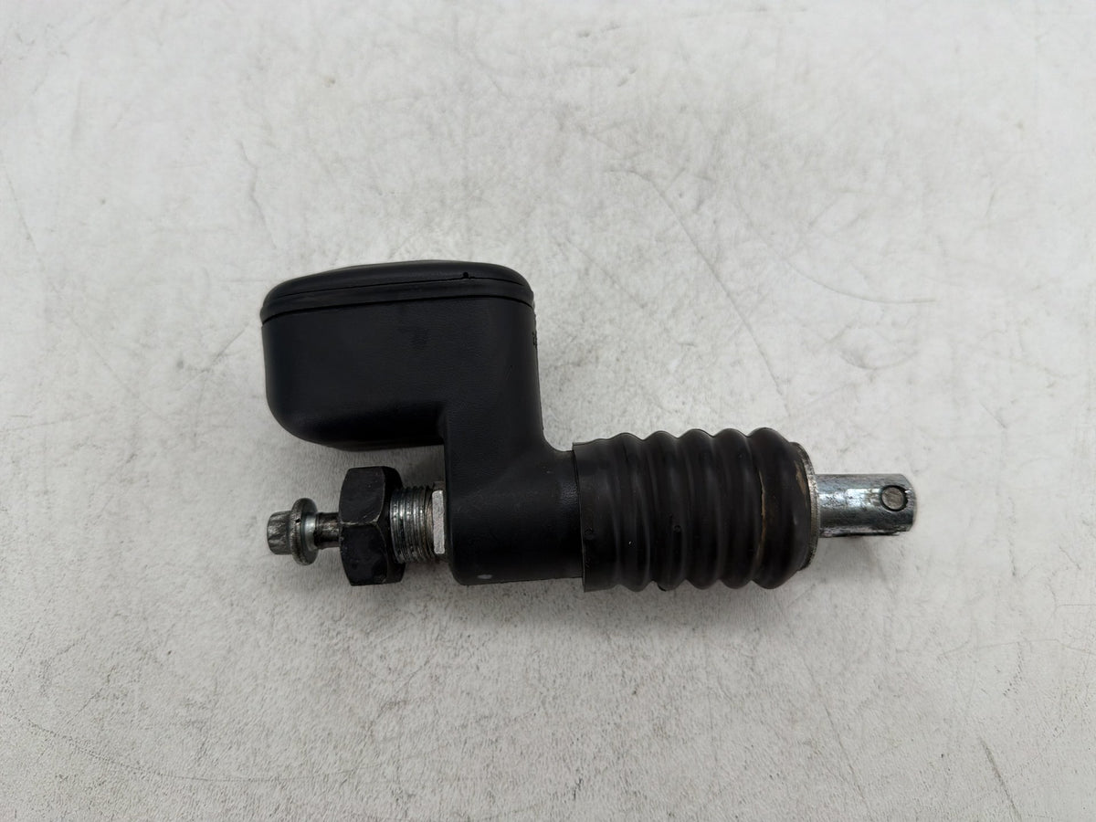 2006 Harley Street Glide Touring FLHX OEM Rear Brake Master Cylinder Reservoir