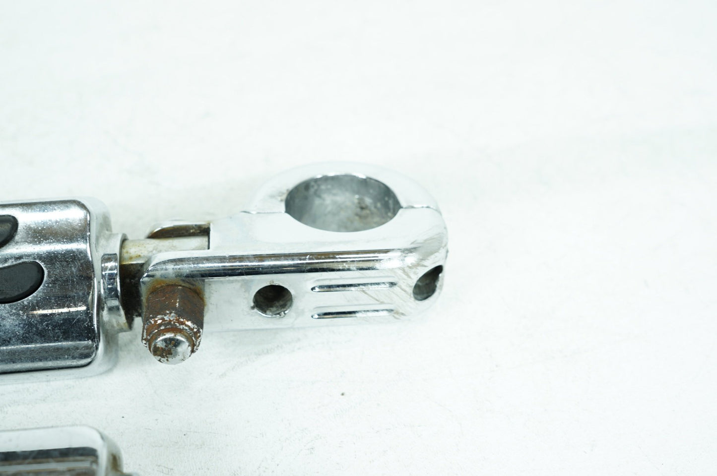 2007 - 2011 Harley-Davidson Touring Street Glide Front Right Left Highway Foot Pegs 50312-0350312-03