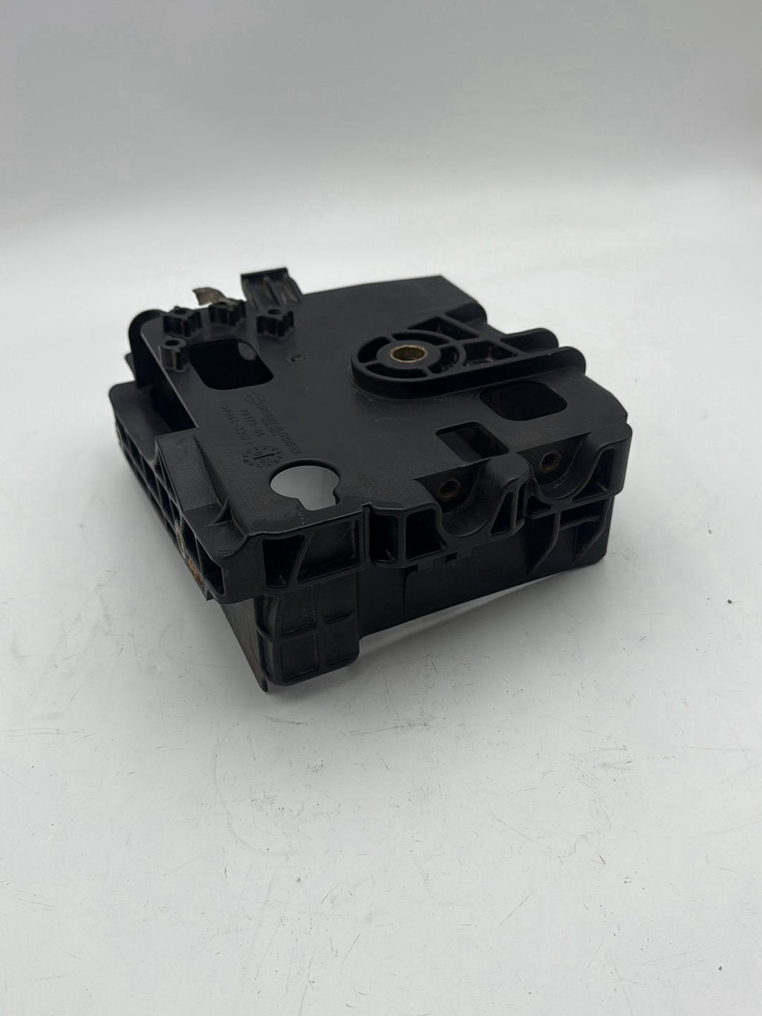 2007 - 2012 Harley-Davidson Dyna Street Bob Battery Tray Bracket Holder Carrier  	70379-06