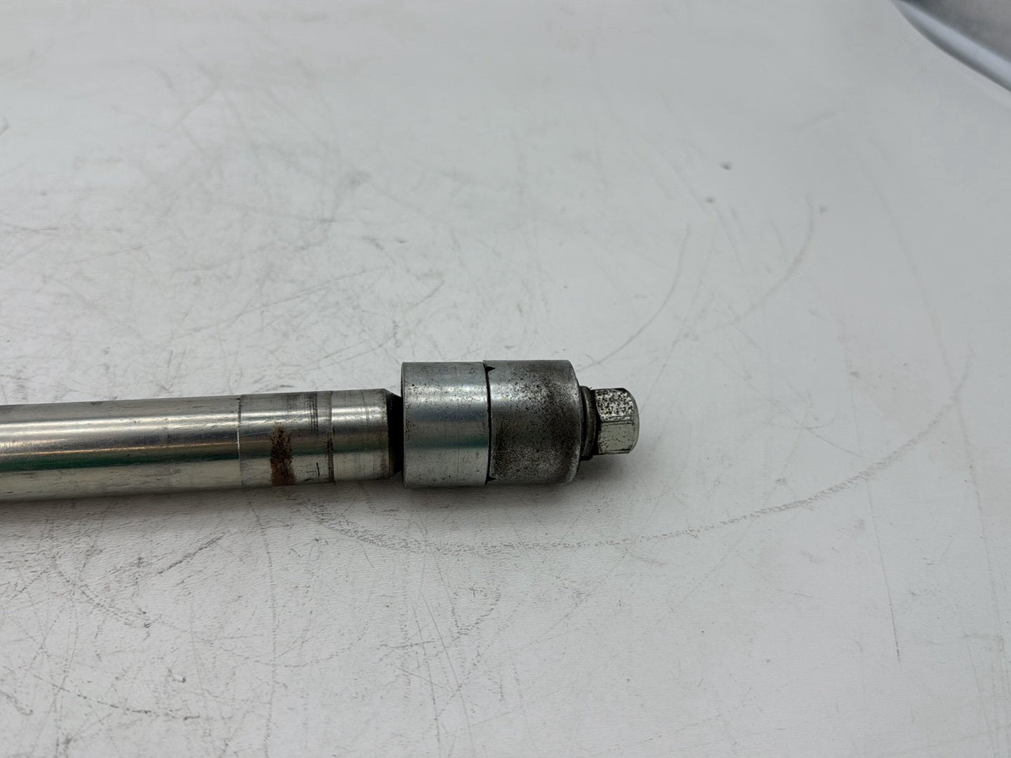 2005 Harley Touring FLHRCI Road King Classic OEM Front Wheel Axle Bolt Shaft
