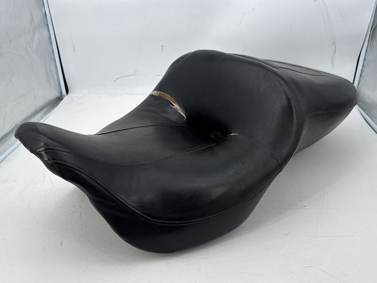 08 Harley Touring Electra Glide OEM Passenger Rider Driver Seat Saddle * TORN *