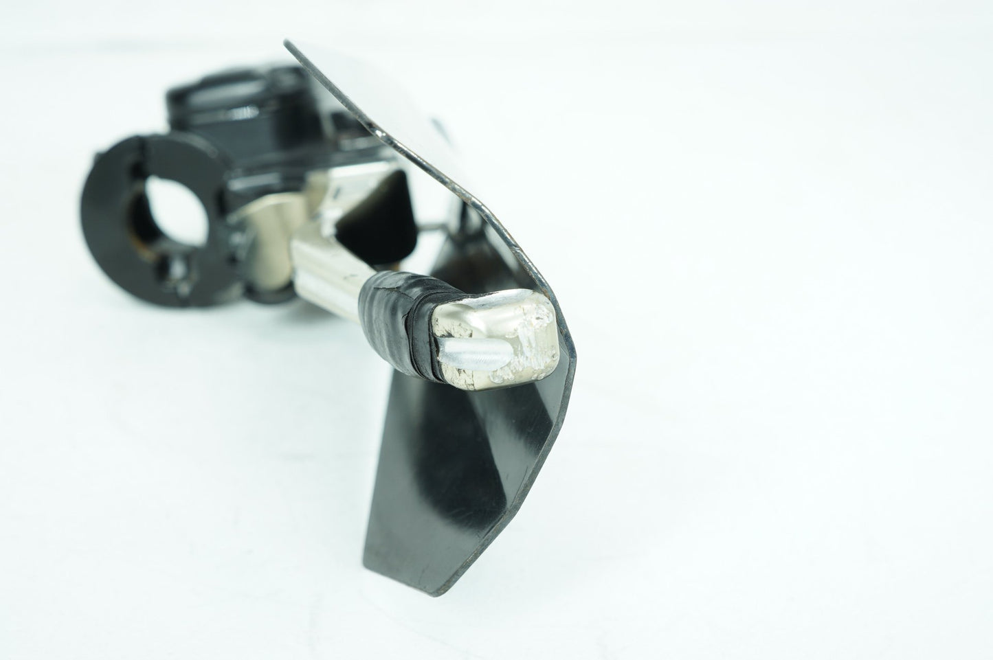 2007 - 2013 Harley-Davidson Touring Electra Glide Ultra Front Right Brake Lever Master Cylinder 44551-08B