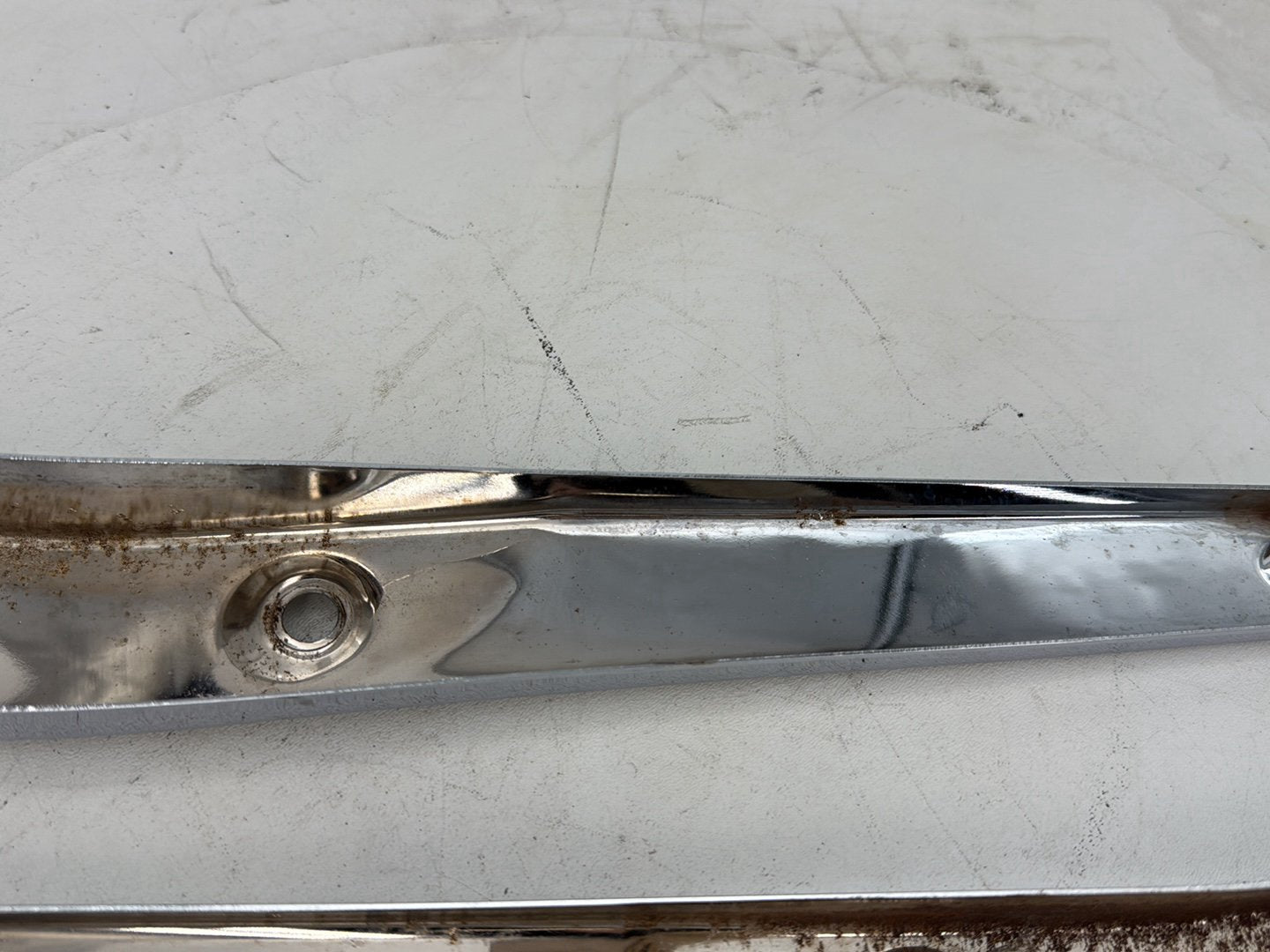 2006 Harley Dyna Super Glide Custom FXDCI OEM Rear Left Right Fender Struts Bracket