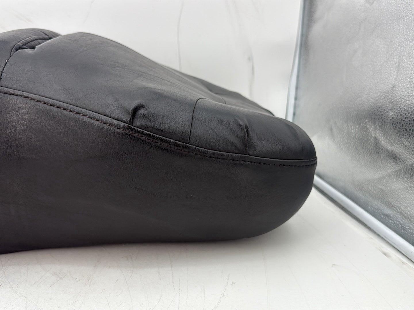 2007 Harley Touring FLHTCU Electra Glide Ultra OEM Passenger Rider Driver Seat Saddle
