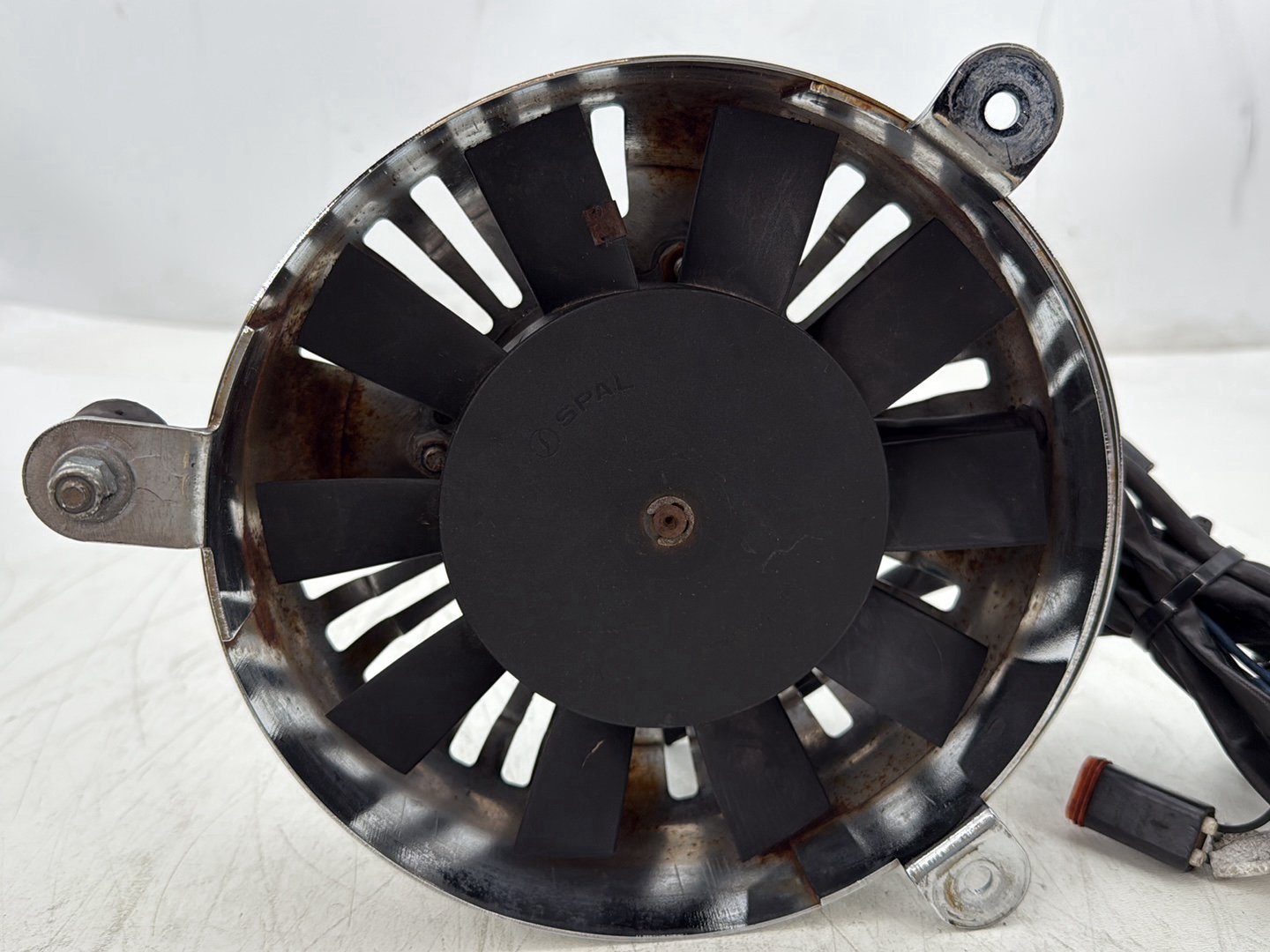 2000 Harley Touring Electra Glide Ultra OEM Cooling Fan Blades w/ Chrome Cover