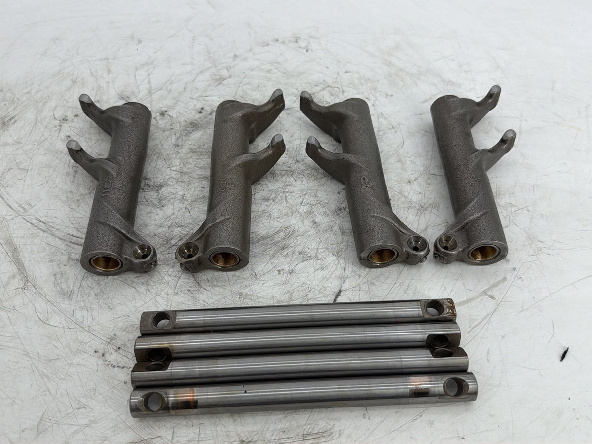 2017 Harley Touring FLHXS Street Glide OEM Engine Twin Cam 1 Rocker Arm 17300053