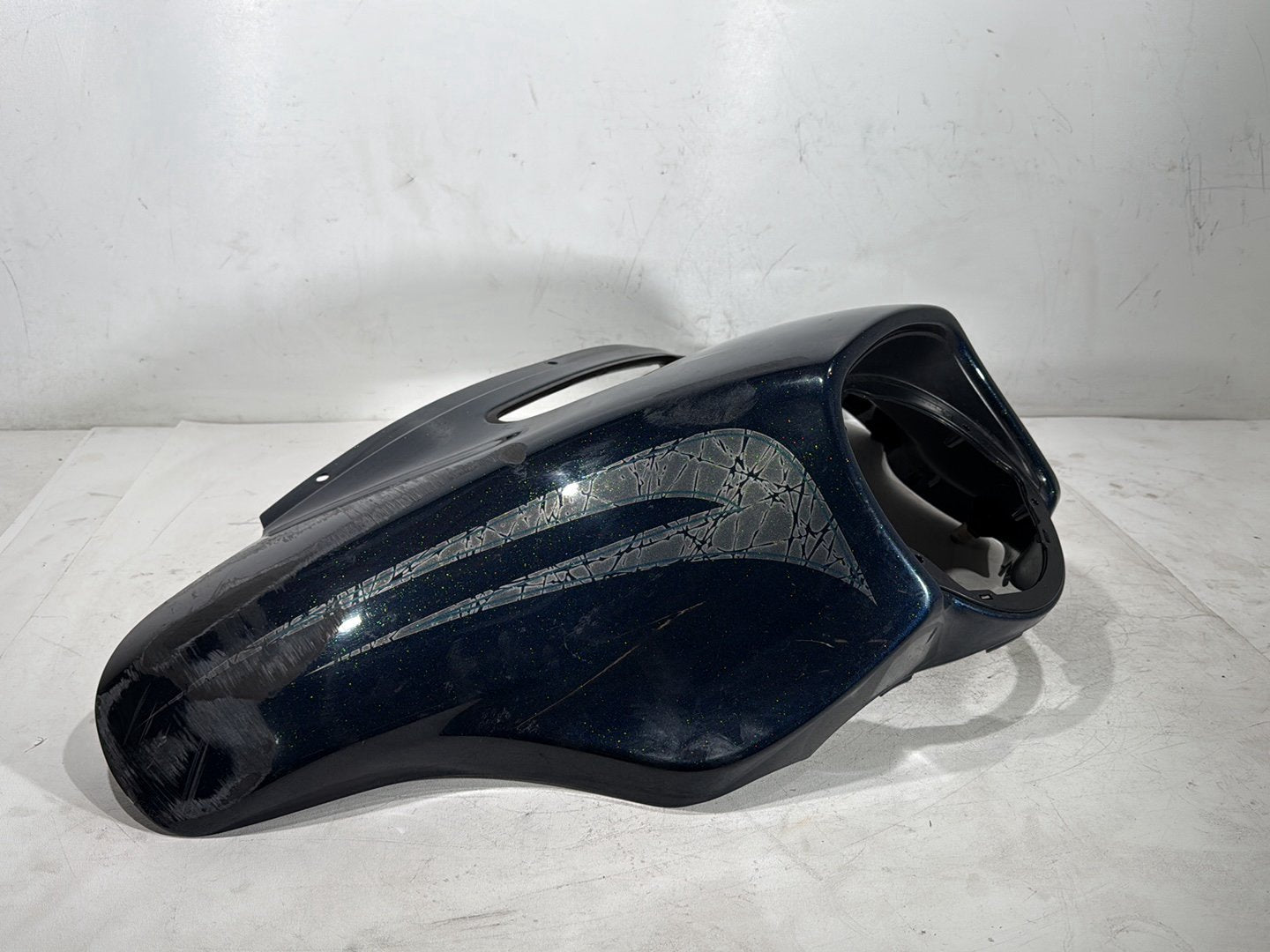 2016 Harley Electra Glide Touring Ultra OEM Front Outer Batwing Fairing Cover