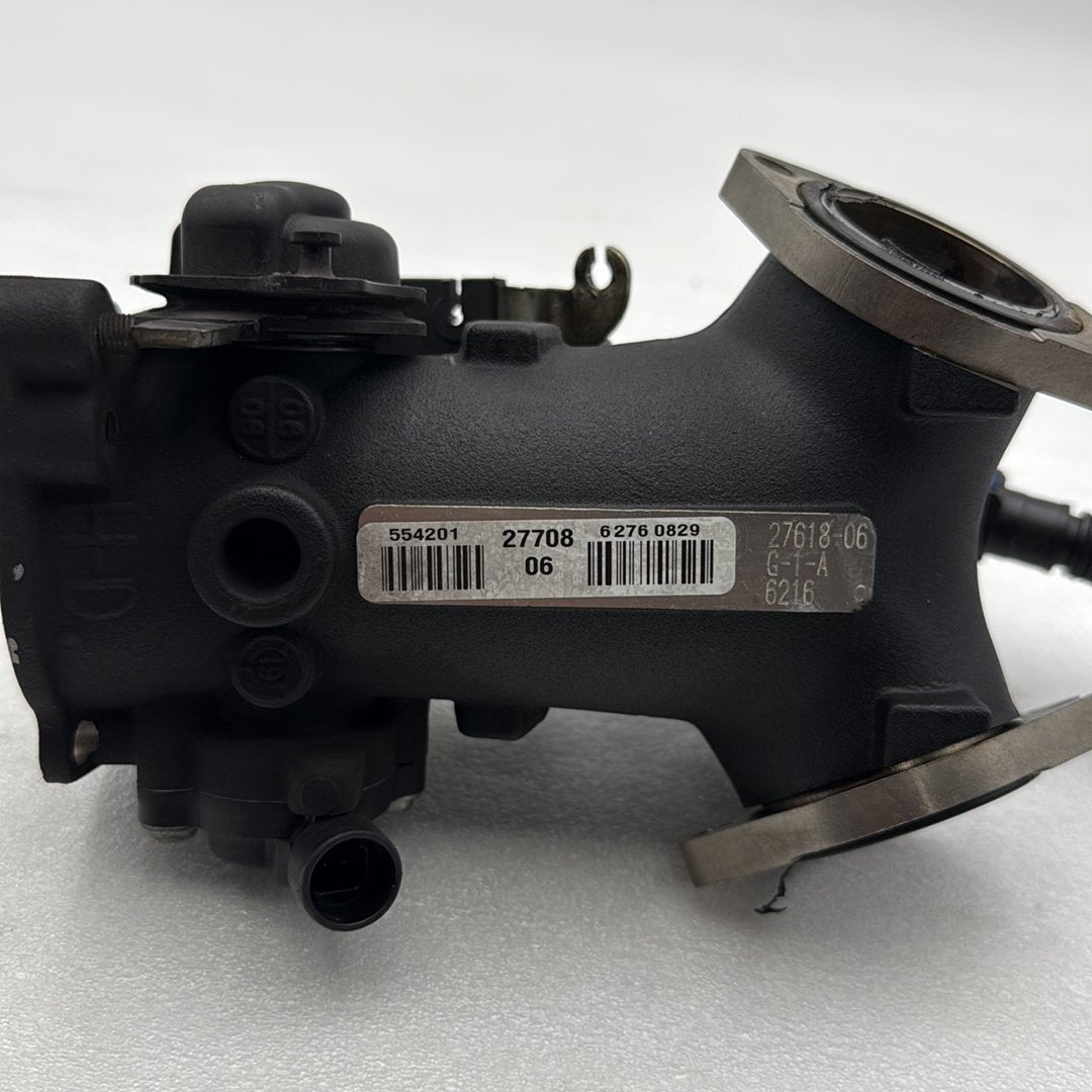 2007 - 2013 Harley-Davidson Touring Electra Glide Ultra Engine Intake Manifold Throttle Body 27708-06