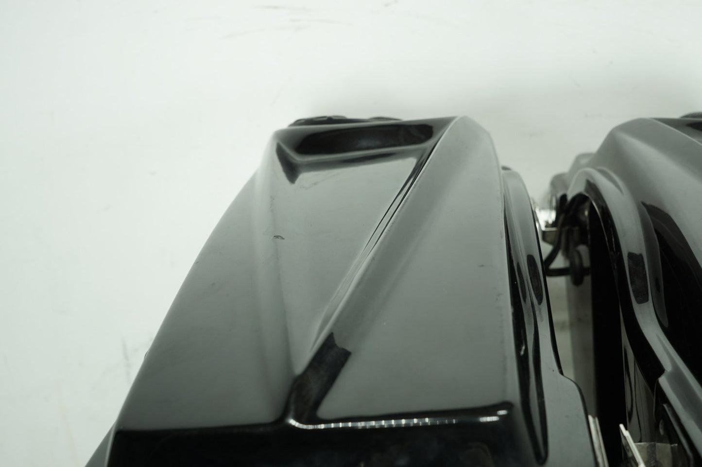 2008 - 2016 Harley-Davidson Touring Road Glide Left Right Saddlebags Luggage NOKey 90752-93
