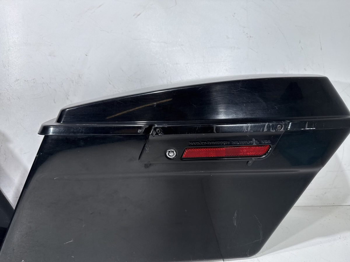 2013 Harley Street Glide Touring FLHX OEM Left Right Saddlebags Luggage NOKey