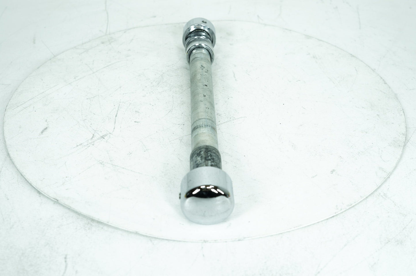 1999 - 2006 Harley-Davidson Touring Road King Classic Front Wheel Axle Bolt Shaft 43364-00