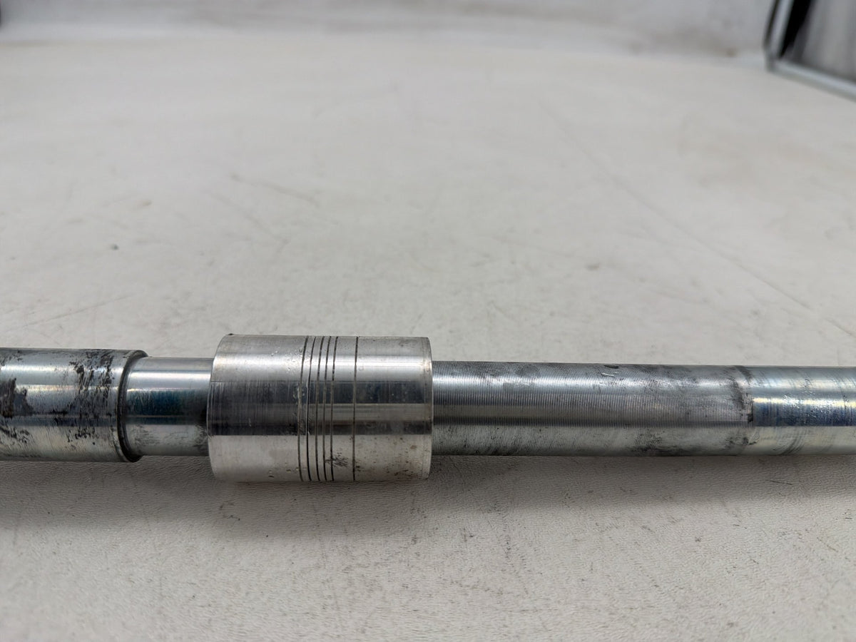 2016 Harley Dyna Fat Bob FXDF 103 OEM Front Wheel Axle Bolt Shaft