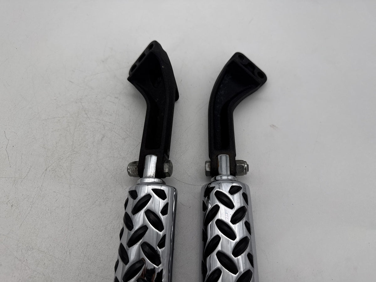 2007 Harley Dyna Super Glide FXD OEM Passenger Left & Right Foot Pegs