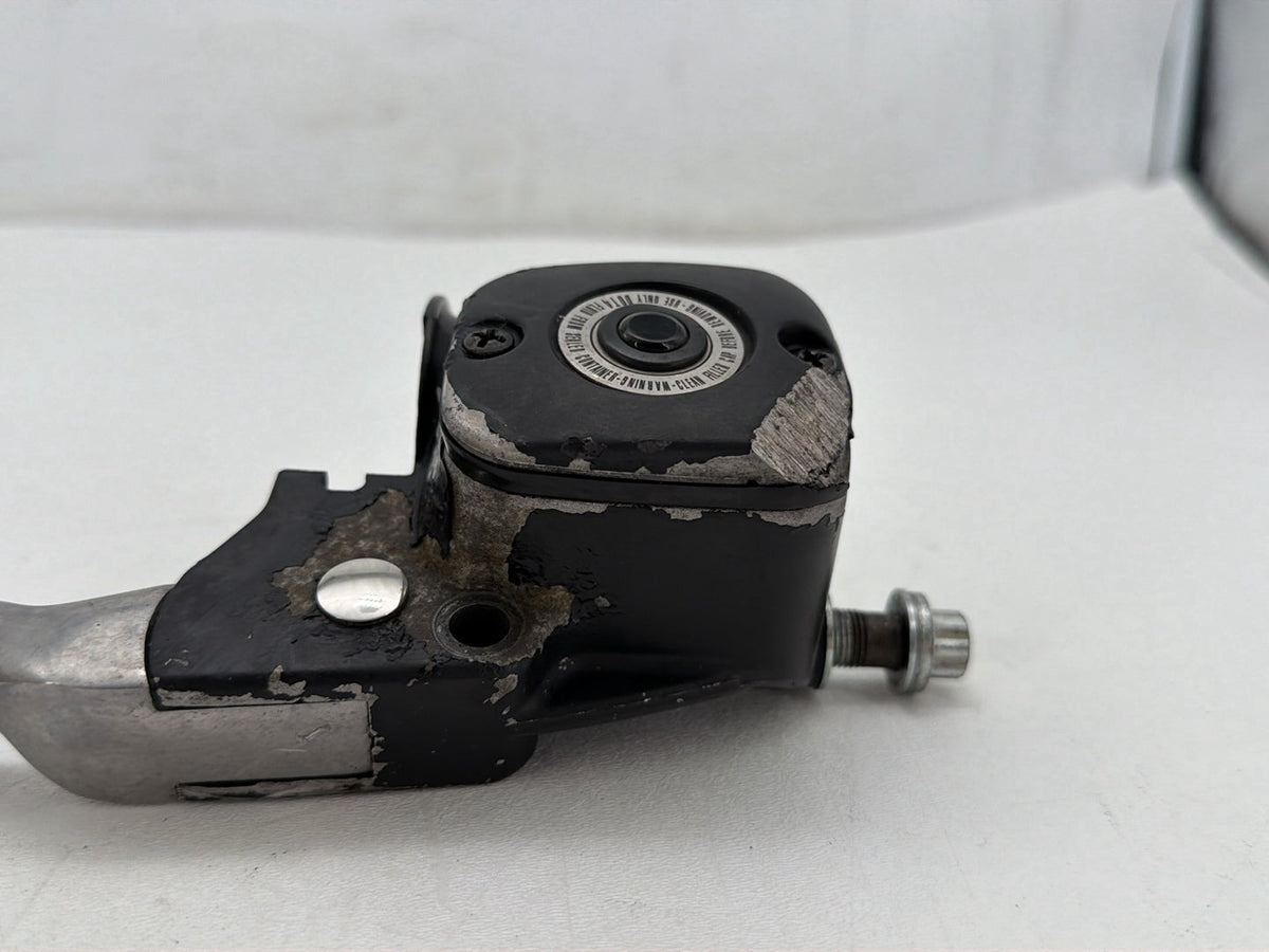2011 Harley Heritage Softail Classic OEM Front Right Brake Lever Master Cylinder
