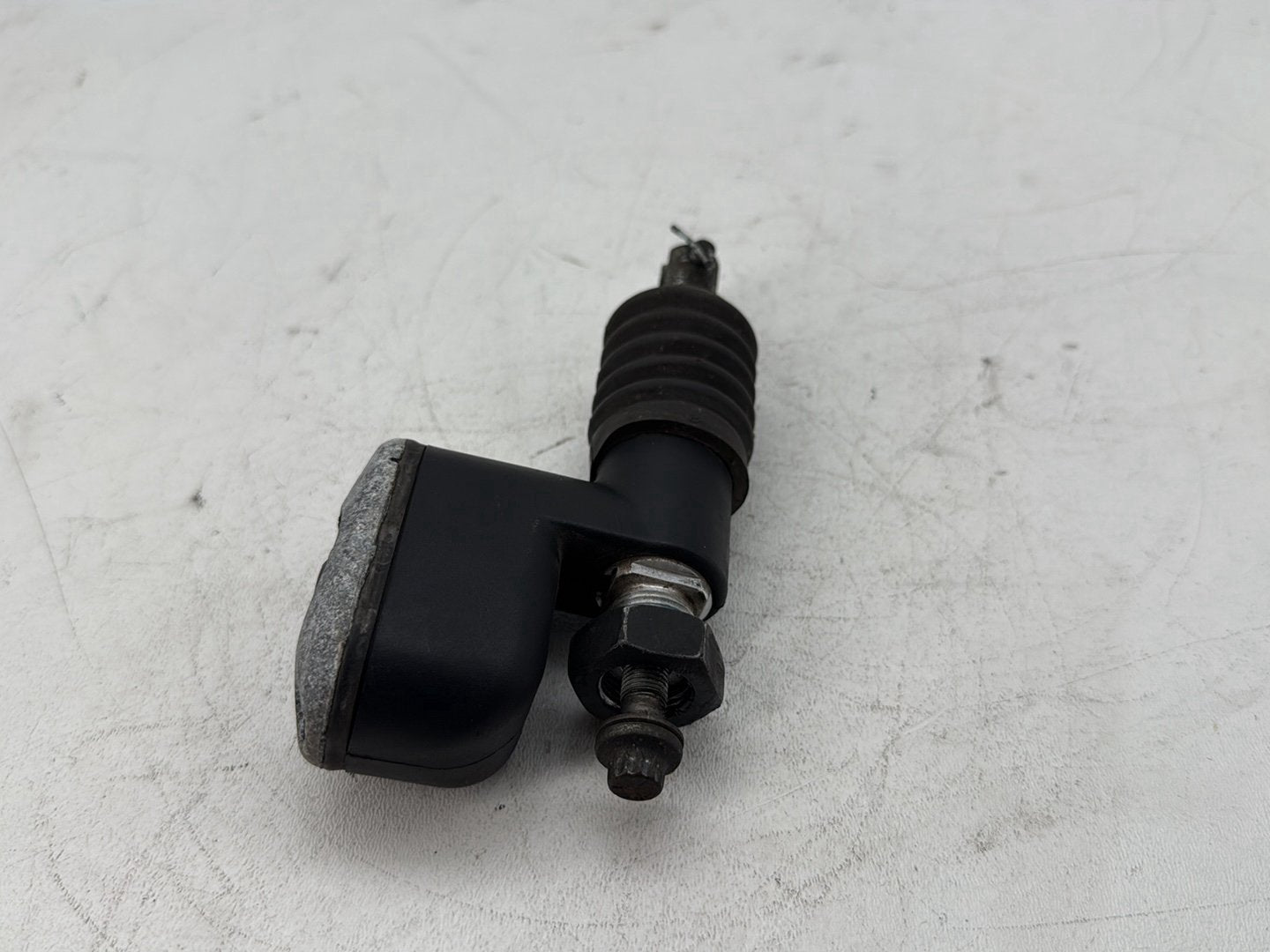 2006 Harley Touring FLHTCI Electra Glide Classic OEM Rear Brake Master Cylinder Reservoir