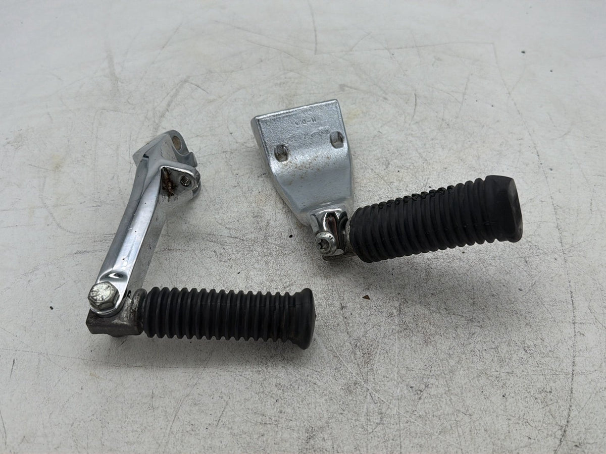 2006 Harley Dyna Super Glide FXDI OEM Left & Right Driver Step Foot Rest Pegs