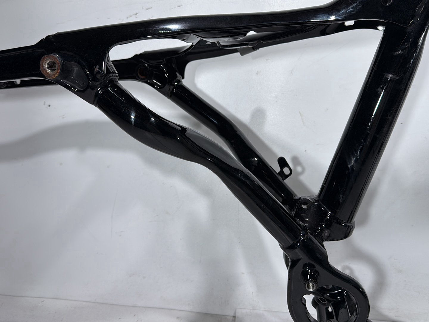2006 Harley Sportster XL883L 883 Low OEM Body Main Frame Chassis SLVG