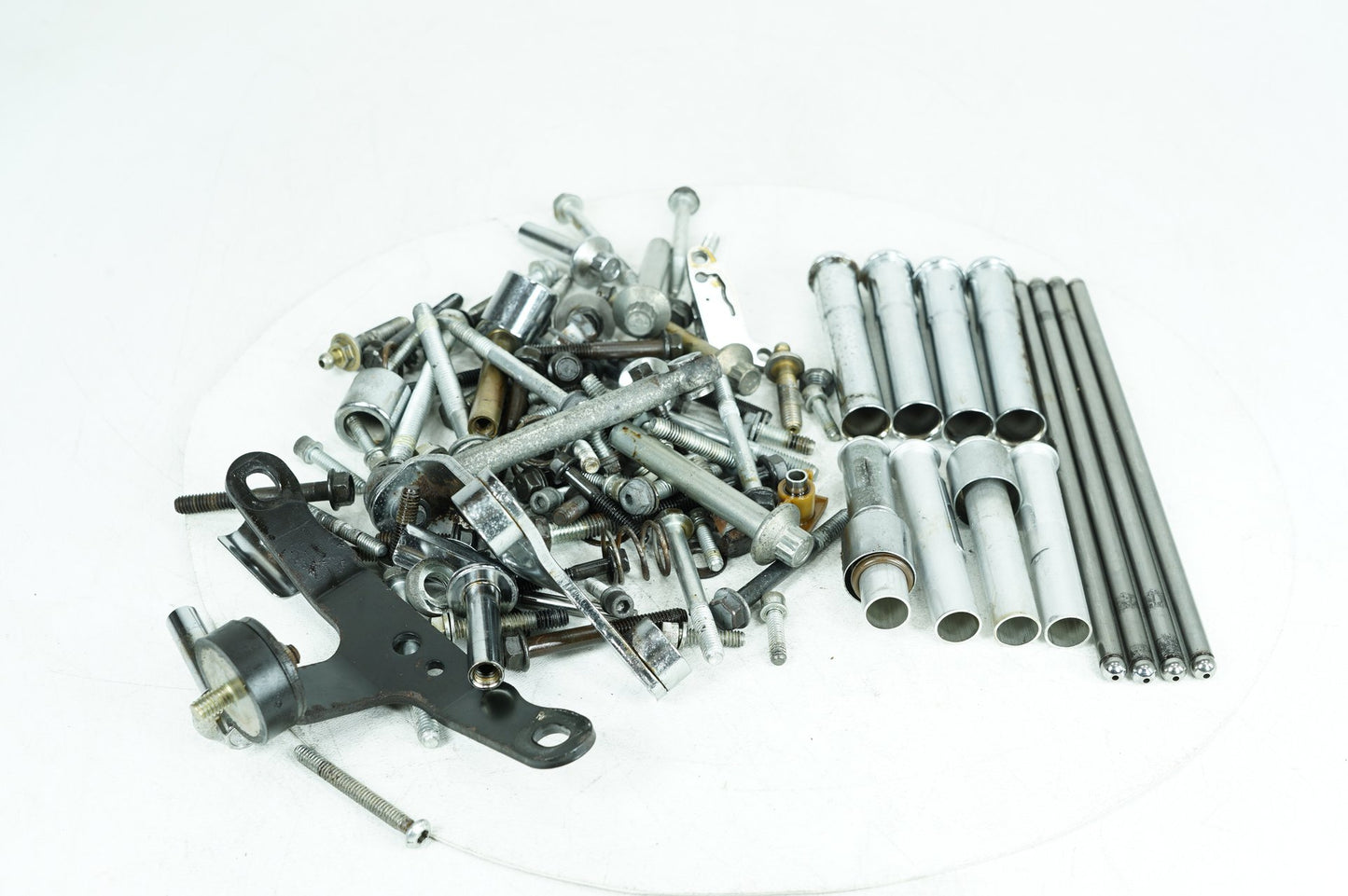 2007 - 2016 Harley-Davidson Touring Street Glide Twin Cam Engine Hardware Bolt Pushrods 17922-99