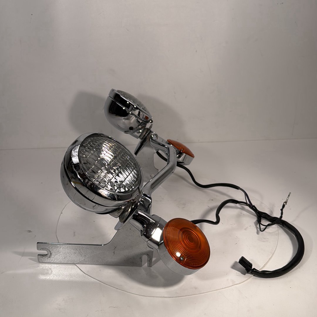 1984 - 1998 Harley-Davidson Touring Road King Police Front Turn Signal Indicators Aux Light Bar  	68712-94A